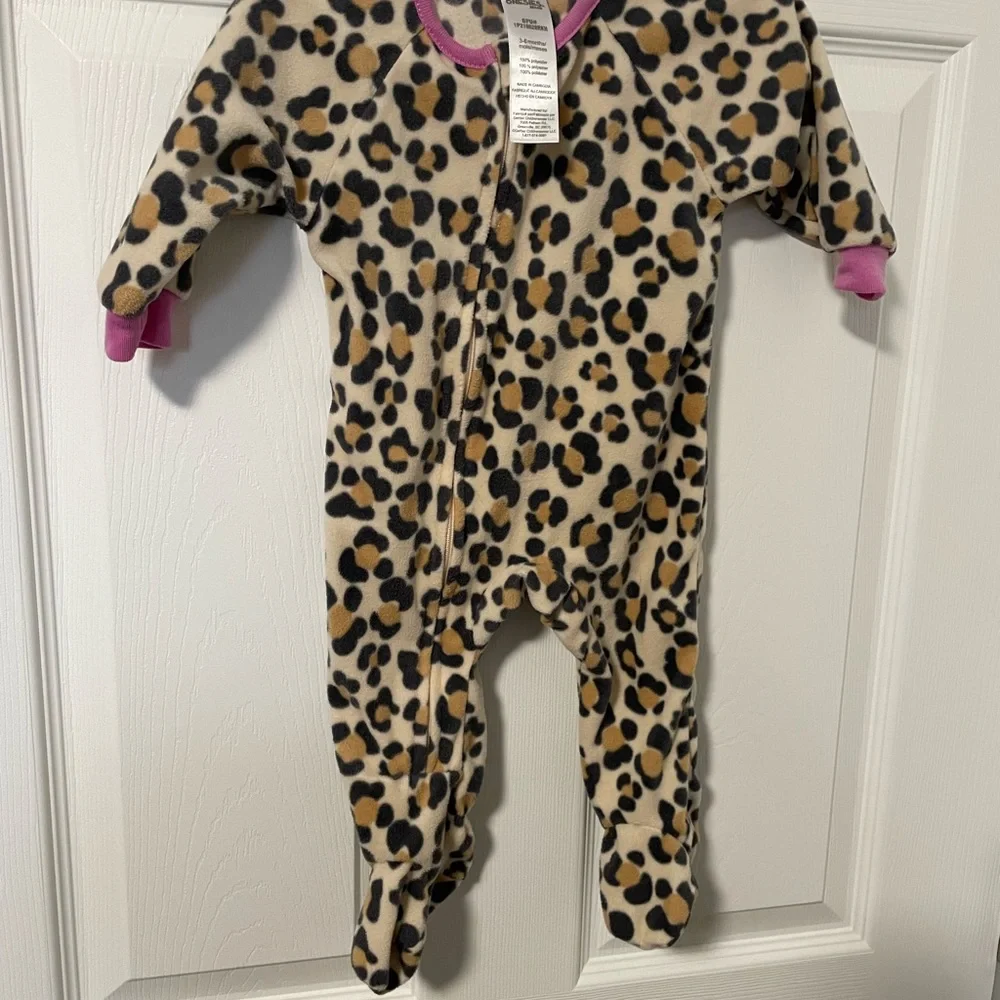 Carters Baby girls sleepers 2 one piece soft 3-6‎ month zip up NEW with tag